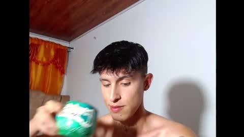 rowanboy23 online show from 28, 7, 2026