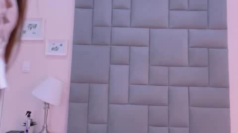 Roxana   online show from 12, 10, 2025