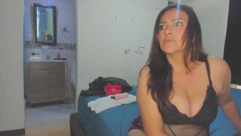 roxanasexy2025 online show from 7, 3, 2025