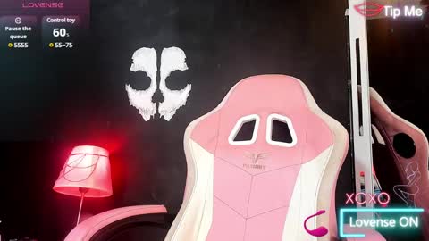 Roxane  online show from 15, 2, 2025