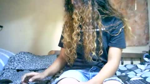 roxanne_98 online show from 18, 1, 2025