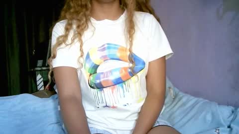 roxanne_98 online show from 3, 2, 2026