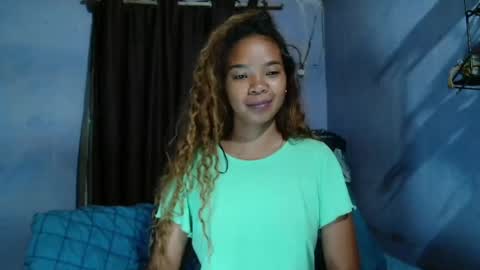 roxanne_98 online show from 29, 4, 2026