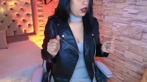 roxanne_han online show from 28, 9, 2025