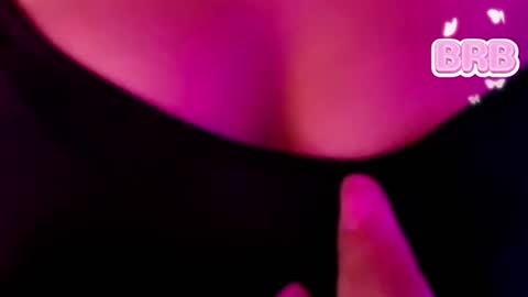 Snapshot of roxanne_han chatting on 24, 7, 2026 roxanne_han online show from 24, 7, 2026