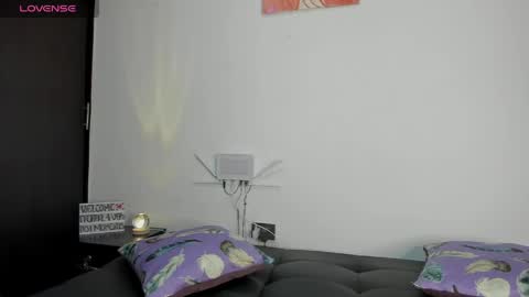 roxanne online show from 6, 5, 2026