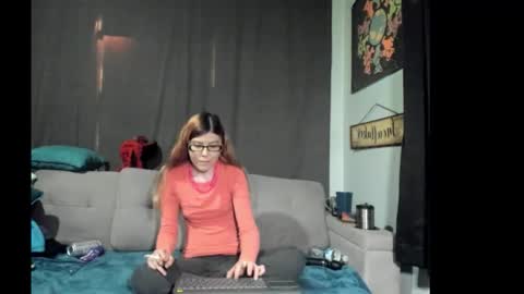 roxihazeleyes online show from 26, 10, 2025