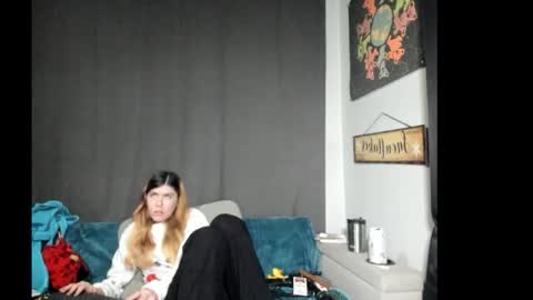 roxihazeleyes online show from 11, 1, 2026