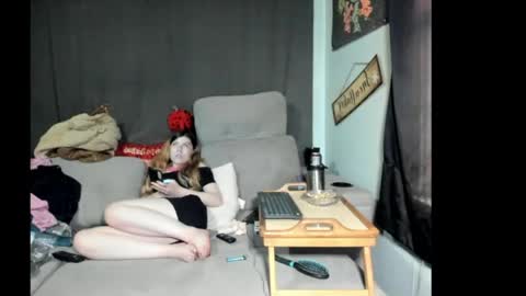 roxihazeleyes online show from 26, 5, 2026