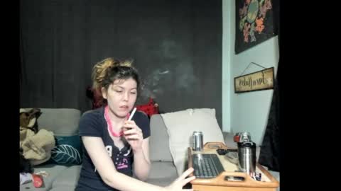 roxihazeleyes online show from 8, 6, 2026