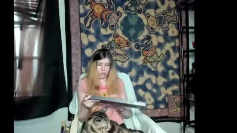 roxihazeleyes online show from 13, 6, 2026