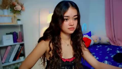 roxxy_blossom online show from 22, 7, 2026