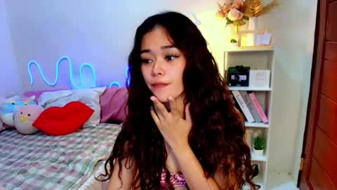 roxxy_blossom online show from 25, 7, 2026