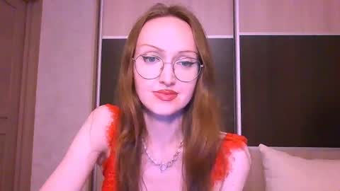 Roxxy Wharton online show from 6, 7, 2026