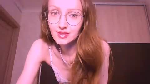 Roxxy Wharton online show from 13, 7, 2026