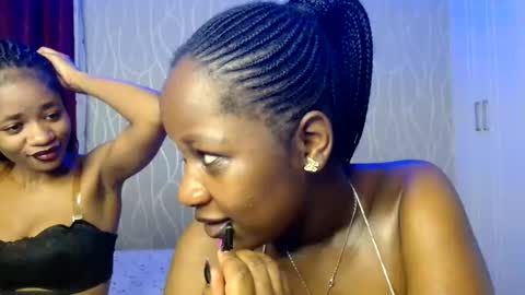 Snapshot of roxy_heather chatting on 31, 5, 2026 Roxy online show from 31, 5, 2026