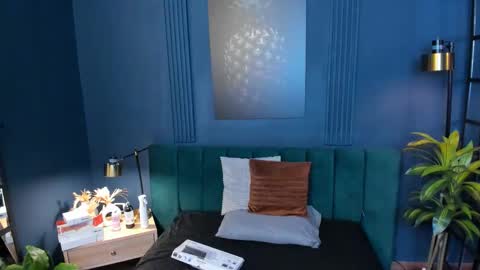 Snapshot of roxy_hell chatting on 18, 12, 2025 Roxy hell online show from 18, 12, 2025