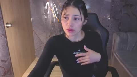 Snapshot of roxy_luxe_tf chatting on 23, 7, 2026 Roxy online show from 23, 7, 2026