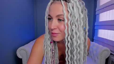 Roxy online show from 10, 3, 2025