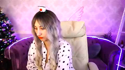 Snapshot of roxy_rayy chatting on 24, 12, 2024 roxy_rayy online show from 24, 12, 2024