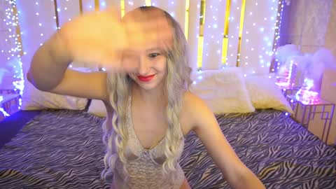 Snapshot of roxy_rayy chatting on 4, 2, 2025 roxy_rayy online show from 4, 2, 2025