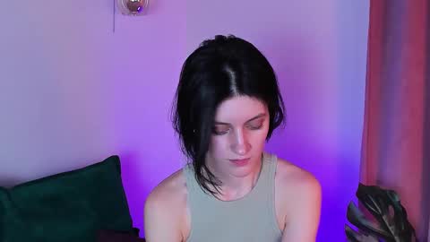 roxy_riot_ online show from 31, 1, 2025