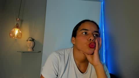 Snapshot of roxy_stone1 chatting on 30, 5, 2026 roxy_stone1 online show from 30, 5, 2026