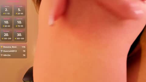 Roxy follow me online show from 1, 3, 2025