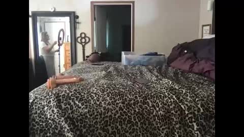 Snapshot of roxydover chatting on 11, 2, 2025 Roxy online show from 11, 2, 2025