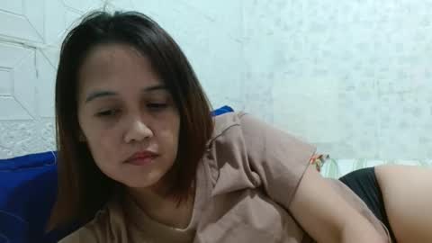 Snapshot of roxyluvv chatting on 5, 1, 2026 roxyluvv online show from 5, 1, 2026