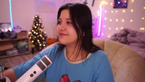 Snapshot of roxysuh chatting on 22, 1, 2025 roxysuh online show from 22, 1, 2025