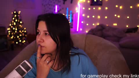 Snapshot of roxysuh chatting on 22, 1, 2025 roxysuh online show from 22, 1, 2025