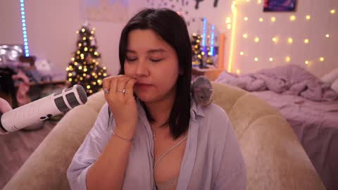 Snapshot of roxysuh chatting on 27, 1, 2025 roxysuh online show from 27, 1, 2025