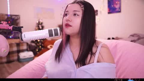 Snapshot of roxysuh chatting on 9, 9, 2025 roxysuh online show from 9, 9, 2025