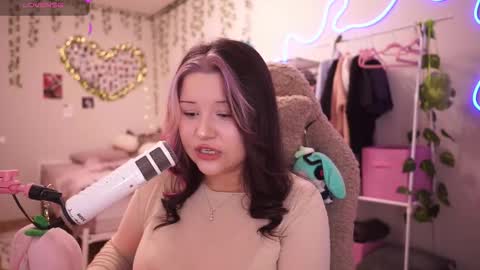 Snapshot of roxysuh chatting on 30, 11, 2025 roxysuh online show from 30, 11, 2025