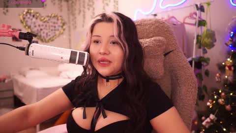 Snapshot of roxysuh chatting on 7, 2, 2026 roxysuh online show from 7, 2, 2026