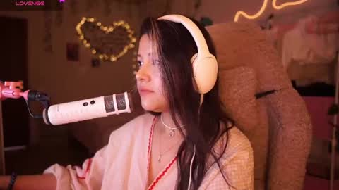 roxysuh online show from 13, 7, 2026
