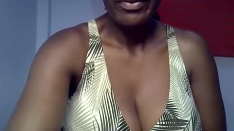 Snapshot of rozie34 chatting on 3, 3, 2026 rozie34 online show from 3, 3, 2026