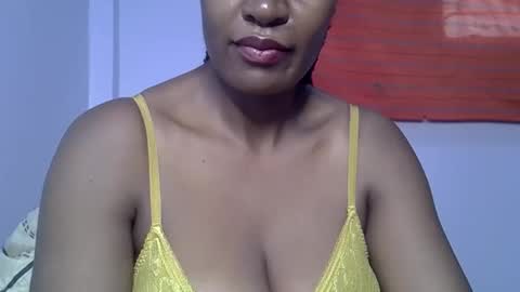 Snapshot of rozie34 chatting on 4, 3, 2026 rozie34 online show from 4, 3, 2026