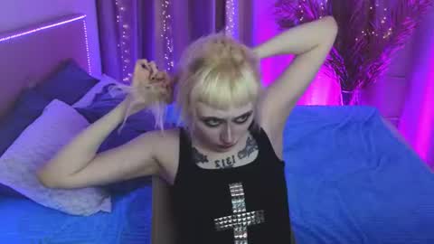 Rraffaellka online show from 7, 7, 2026