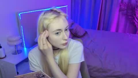 Rraffaellka online show from 1, 8, 2026