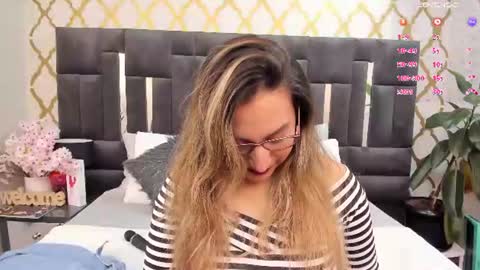 Snapshot of rubby_taylor chatting on 19, 6, 2026 RubbyTaylor online show from 19, 6, 2026