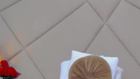 Snapshot of rubyluxee chatting on 12, 2, 2025 Ruby Luxe online show from 12, 2, 2025