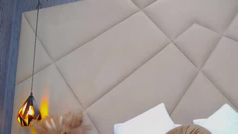 Snapshot of rubyluxee chatting on 19, 2, 2025 Ruby Luxe online show from 19, 2, 2025