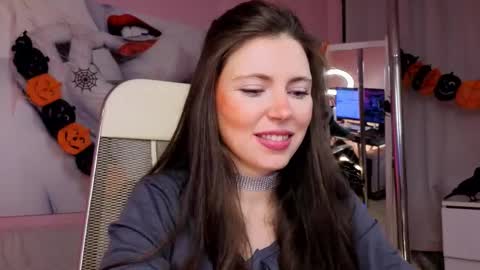 HELP me reach 20 thumbs up  online show from 27, 10, 2025