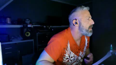 Chico que rico Caliente online show from 1, 11, 2025