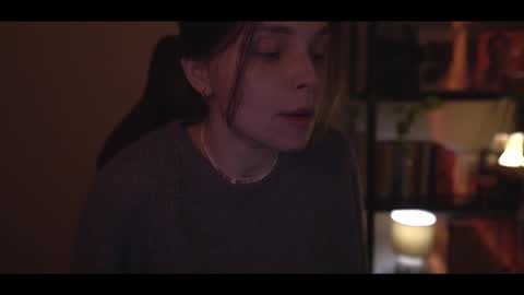 Elena online show from 4, 3, 2025