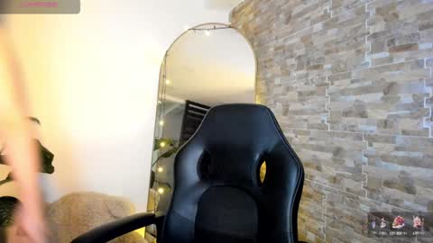 Lorenn online show from 24, 12, 2024