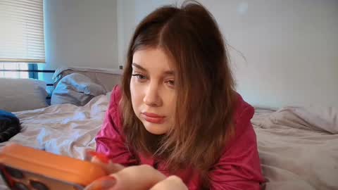 Snapshot of russypussy141 chatting on 23, 10, 2025 Alex online show from 23, 10, 2025