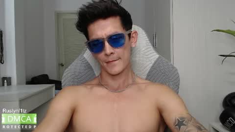 Snapshot of rustynf1tz chatting on 7, 7, 2026 MillionDollarGuy online show from 7, 7, 2026